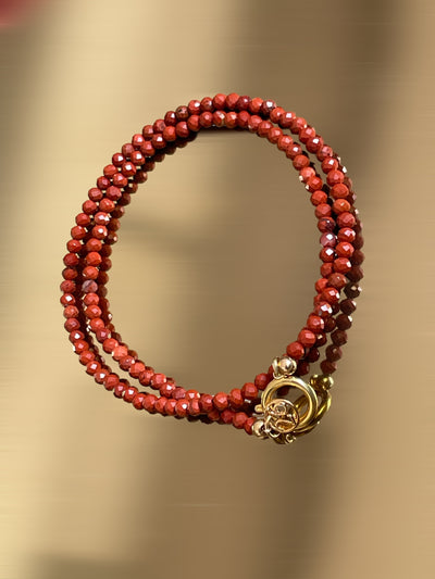 Collier Pietra Redstone